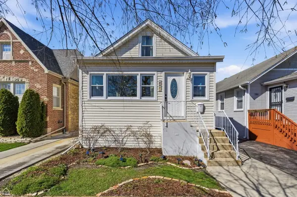6232 W Grace Street, Chicago, IL 60634