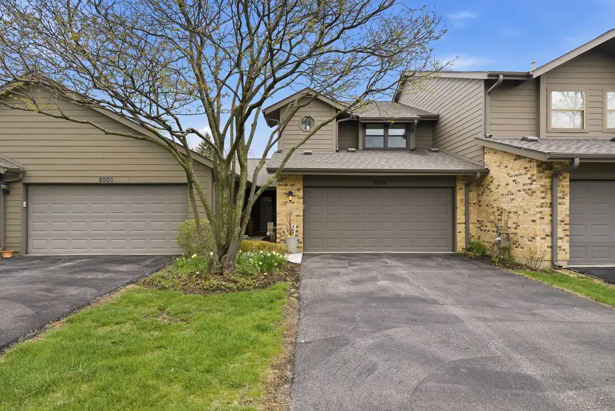 8005 Wildwood Lane, Darien, IL 60561 - #1