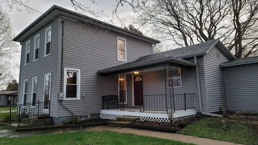 611 E Snyder Street, Davis, IL 61019 - #3
