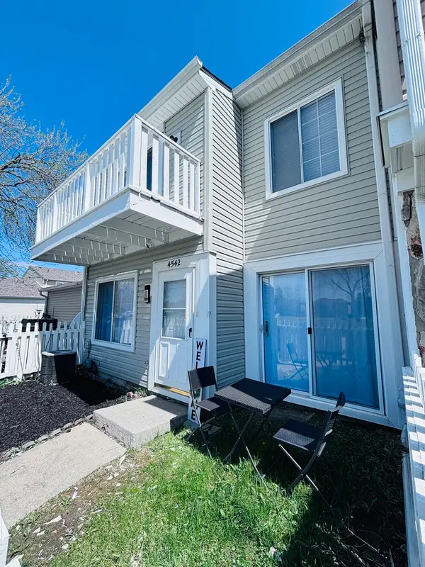 4542 Windsor Lane, Country Club Hills, IL 60478