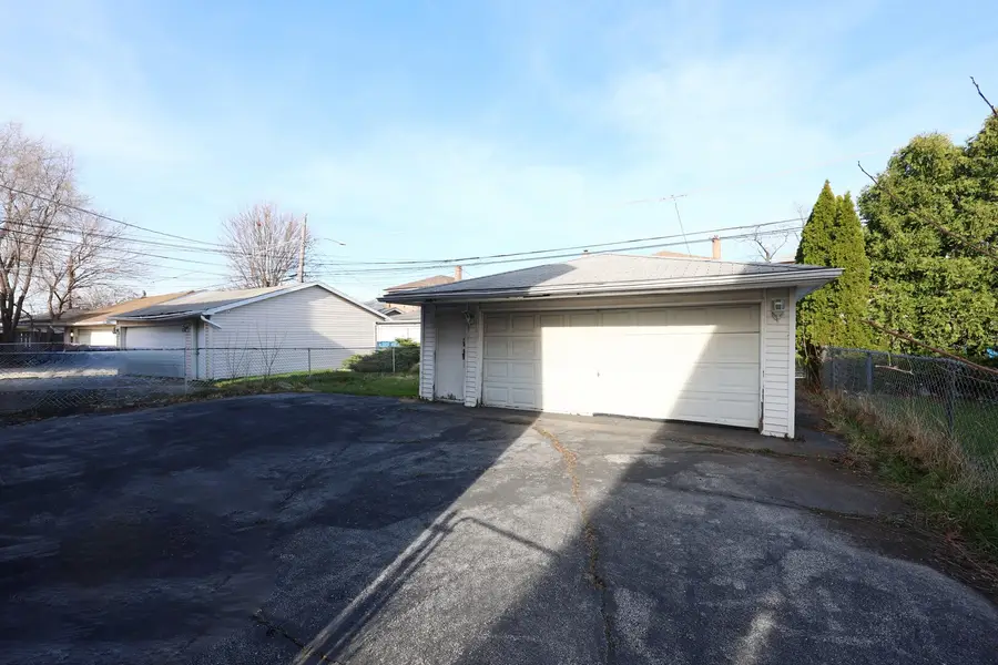 333 Luella Avenue, Calumet City, IL 60409 - #3