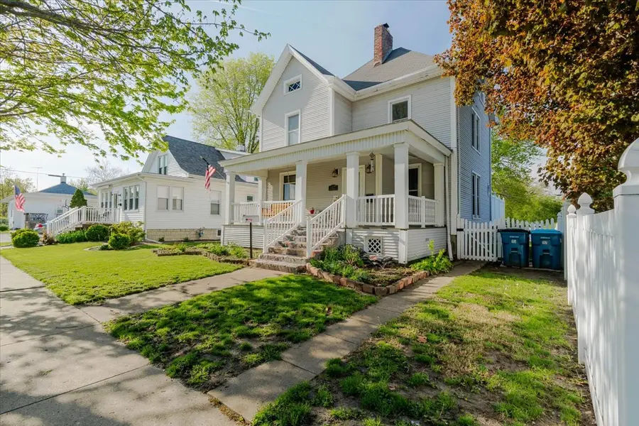 117 W Humiston Street, Pontiac, IL 61764 - #2