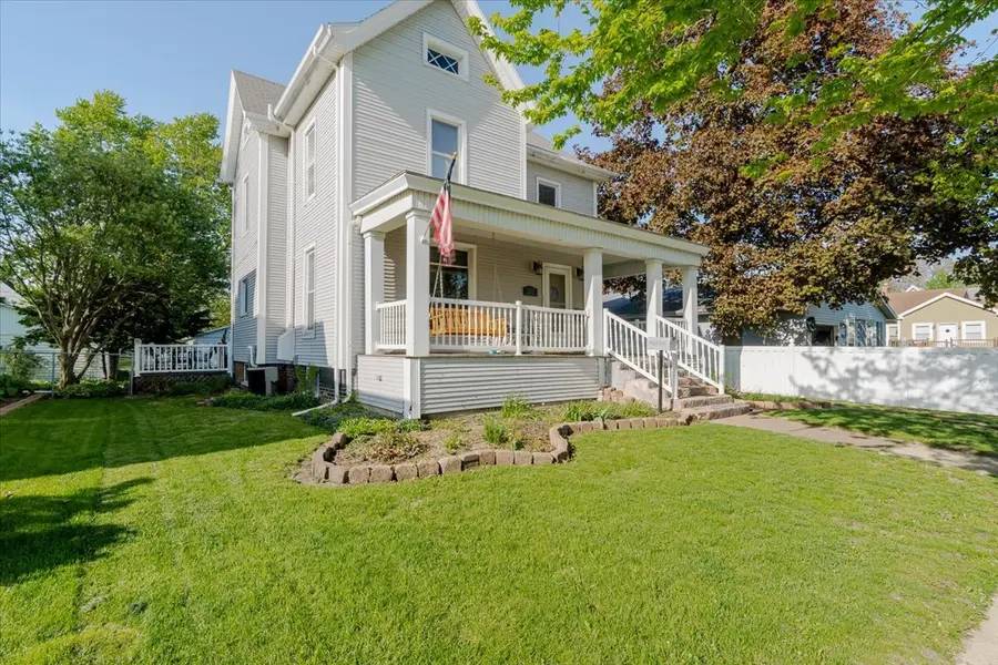 117 W Humiston Street, Pontiac, IL 61764 - #3