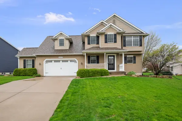 2943 Church Street, Bettendorf, IA 52722