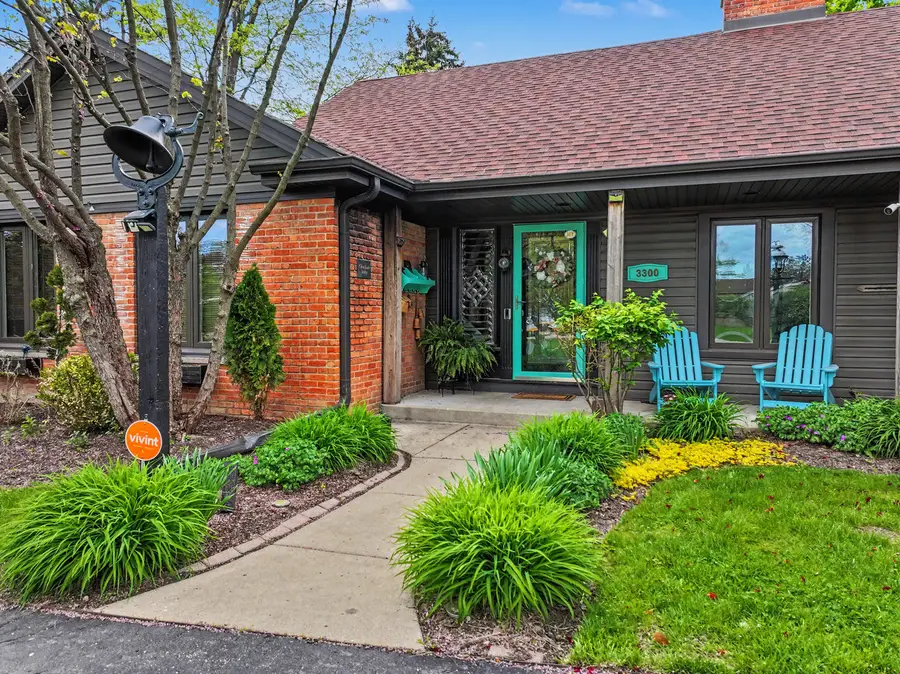 3300 Overland Pass, Northbrook, IL 60062 - #2