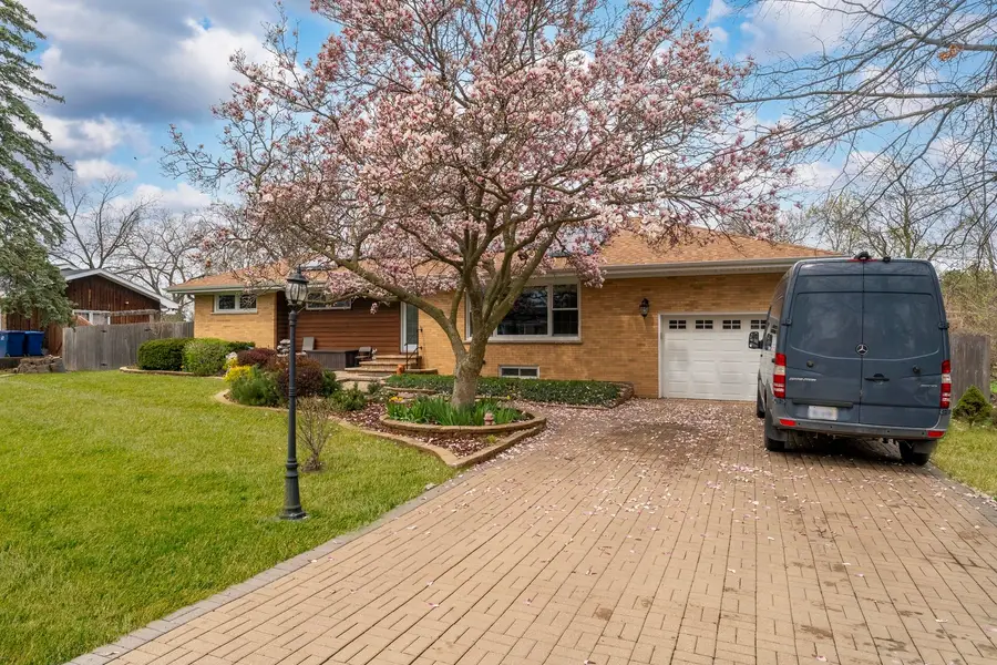 16W604 Crest Avenue, Bensenville, IL 60106 - #2