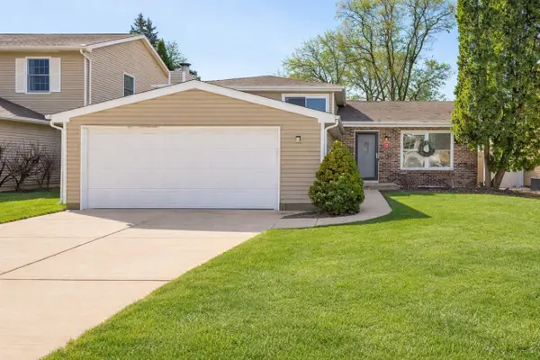 1500 Pershing Avenue, Wheaton, IL 60189