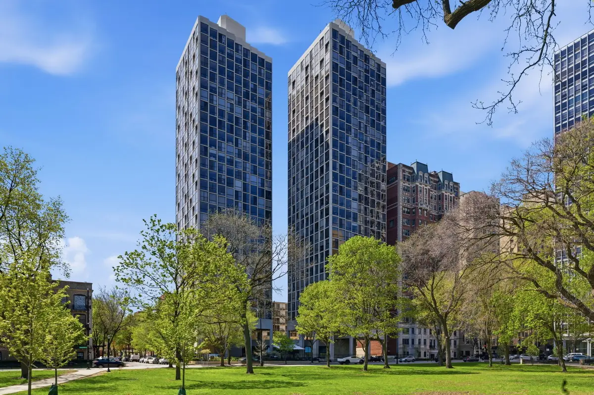 345 W Fullerton Avenue #2406, Chicago, IL 60614 - #1