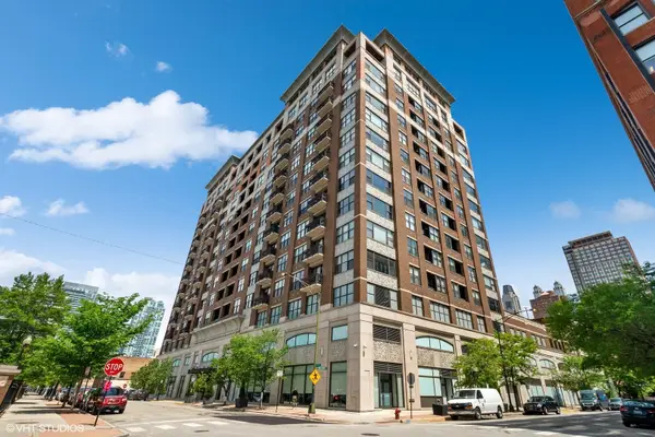 849 N Franklin Street #1406, Chicago, IL 60610