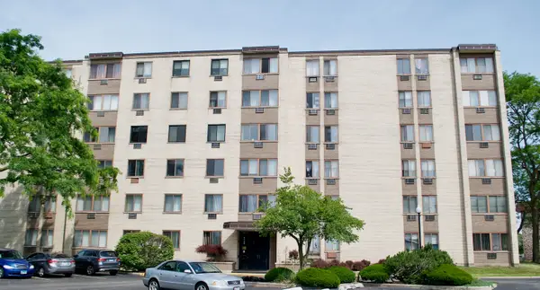 9720 S Pulaski Road #306, Oak Lawn, IL 60453