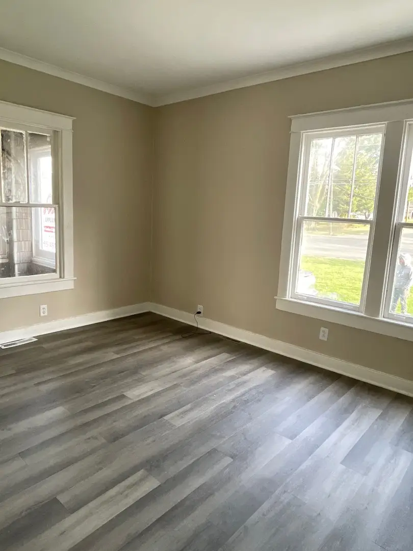 1254 S Chicago Avenue, Freeport, IL 61032 - #3