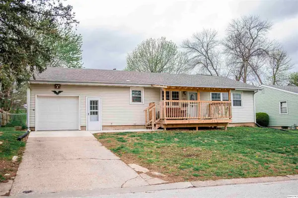 709 Hamilton, Quincy, IL 62305