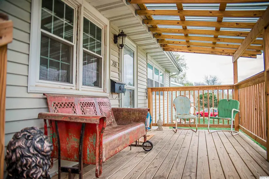 709 Hamilton, Quincy, IL 62305 - #2