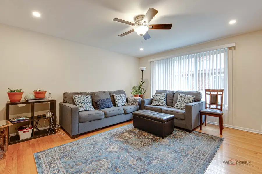 9038 Niles Center Road #A, Skokie, IL 60076 - #3