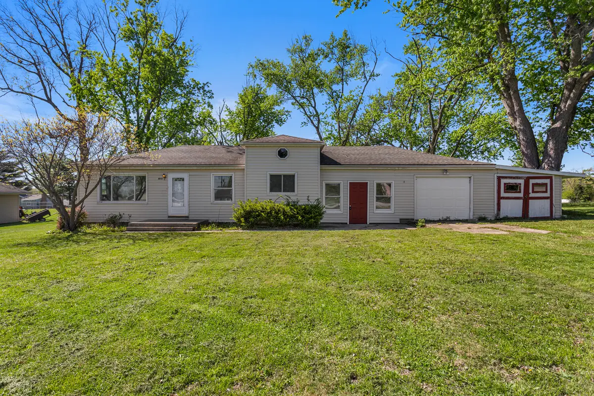 4931 E Glenwood Drive, Decatur, IL 62521 - #1