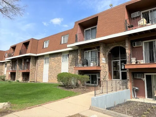 580 Mesa Drive #201, Hoffman Estates, IL 60169 - #1