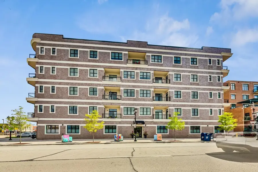 105 S Cottage Hill Avenue #206, Elmhurst, IL 60126 - #2