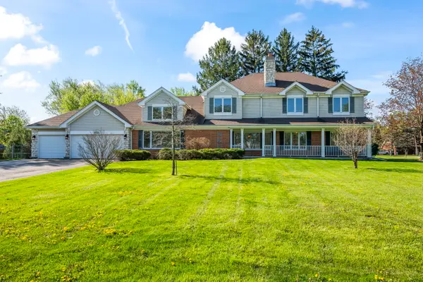 1521 Dun Lo Drive, Arlington Heights, IL 60004