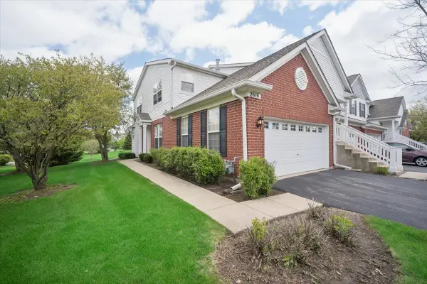 2616 Christie Drive, Algonquin, IL 60102