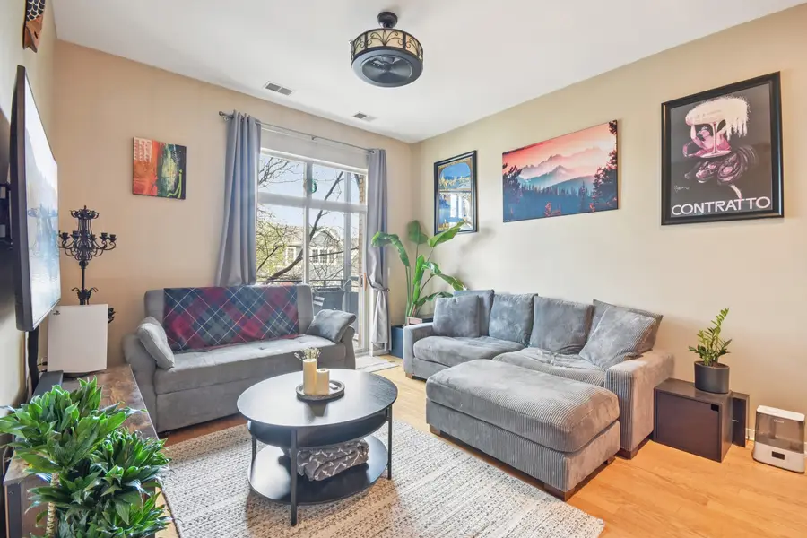 2915 N Clybourn Avenue #205, Chicago, IL 60618 - #3