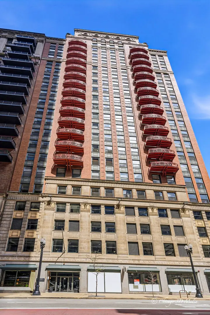 208 W Washington Street #1007, Chicago, IL 60606 - #1