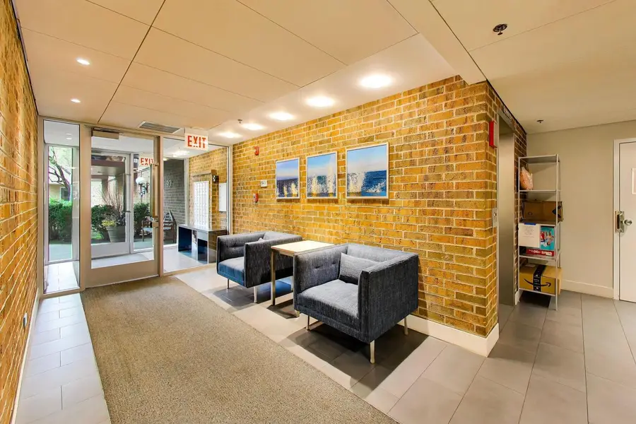 901 Hinman Avenue #5A, Evanston, IL 60202 - #3