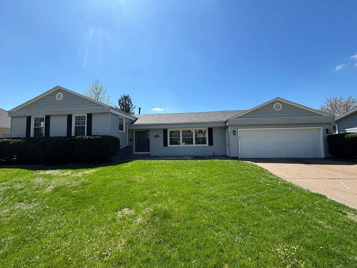 2714 Harmony Drive, Bettendorf, IA 52722 - #1