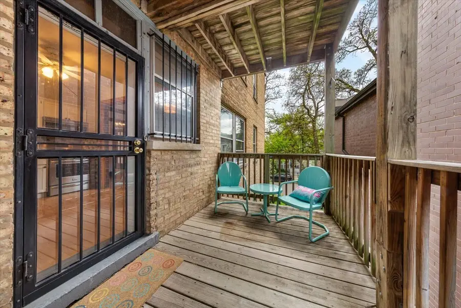 3802 N Hamilton Avenue #2S, Chicago, IL 60618 - #3