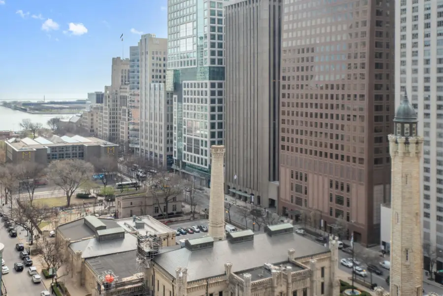 111 E Chestnut Street #20H, Chicago, IL 60611 - #3