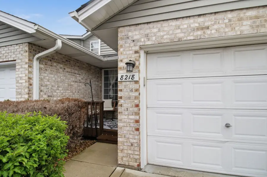 8218 Daniel Drive, Justice, IL 60458 - #2