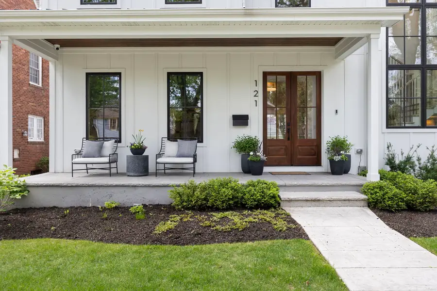 121 N Julian Street, Naperville, IL 60540 - #2