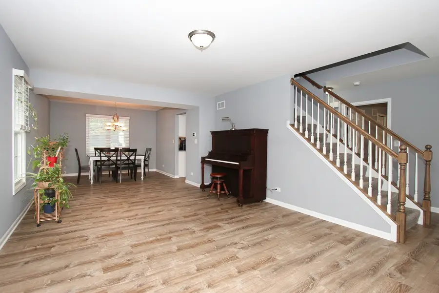 697 Gardenia Lane, Bartlett, IL 60103 - #3