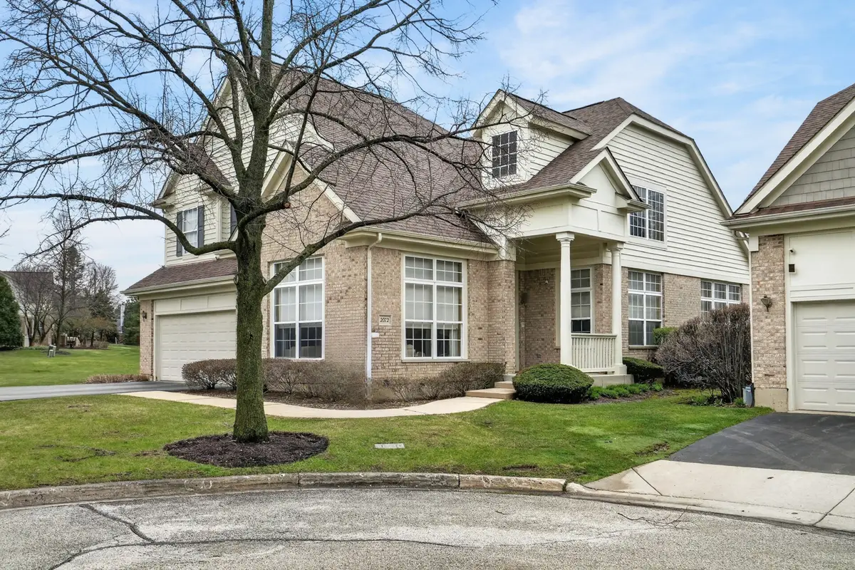 2072 Inverness Drive, Vernon Hills, IL 60061 - #1