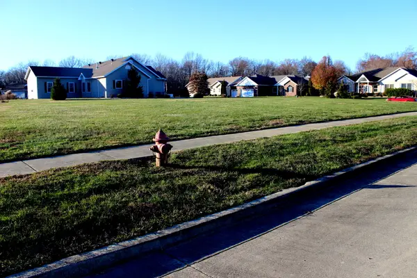 1 North Pointe Dr. N North Pointe Drive, Salem, IL 62881