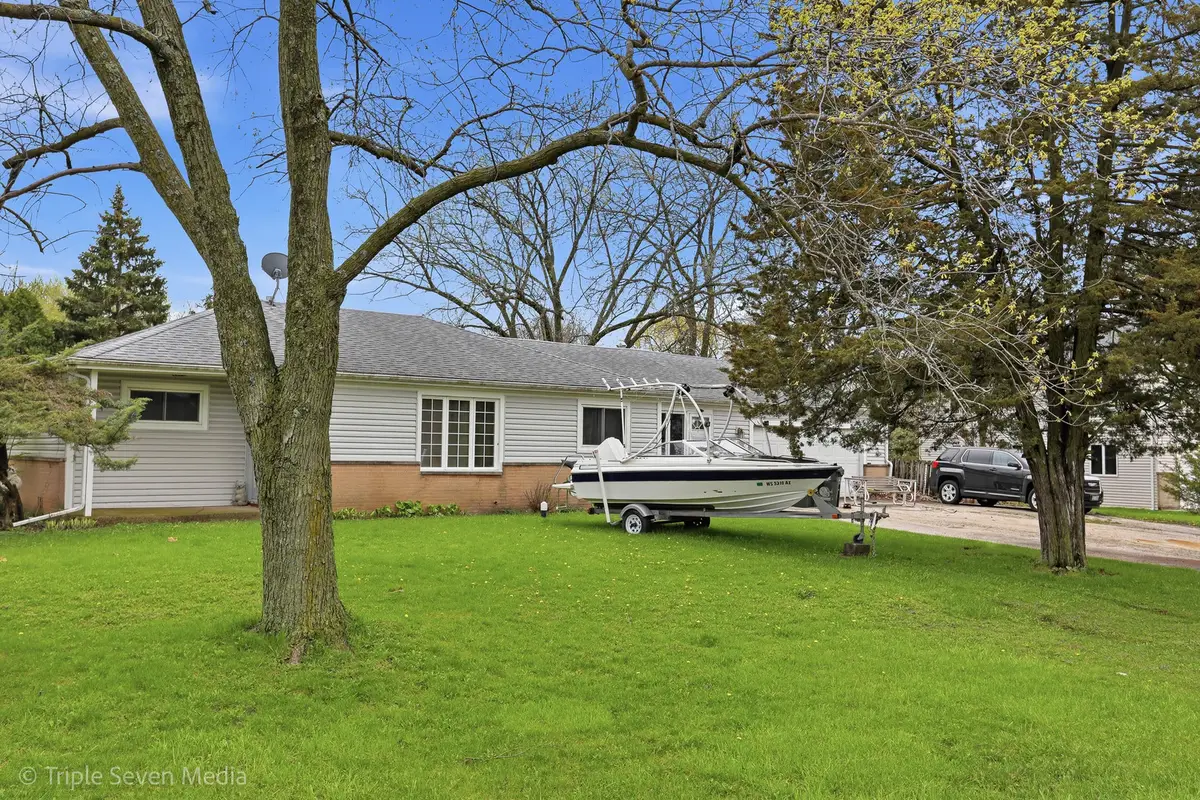 1000 N Bluebonnet Lane, Hoffman Estates, IL 60169 - #1