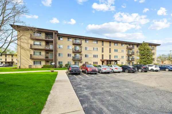 535 S Cleveland Avenue #406, Arlington Heights, IL 60005