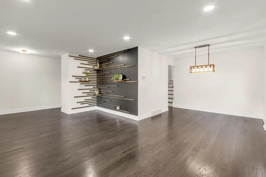 15622 Kenwood Avenue, South Holland, IL 60473 - #3