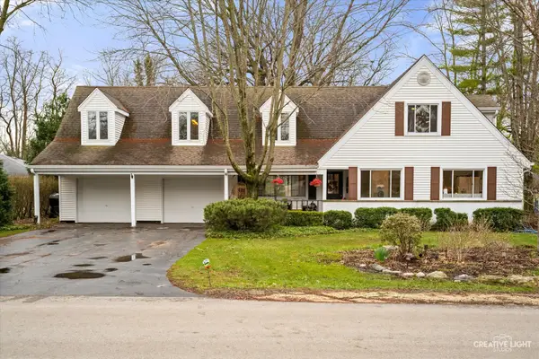 93 Golfview Road, Lake Zurich, IL 60047