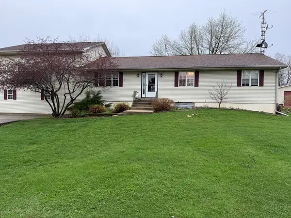 6208 Oak Street, Harvard, IL 60033