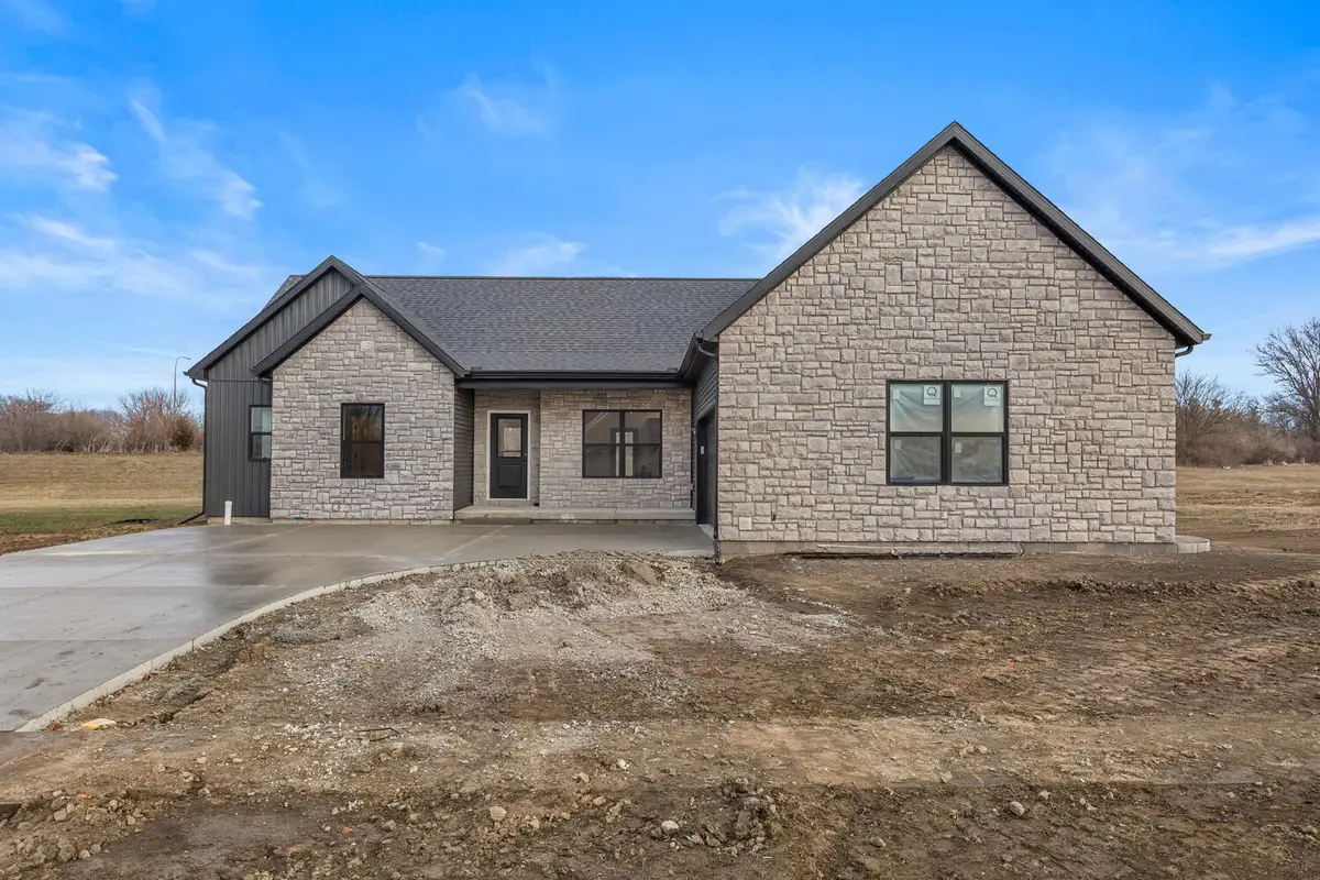 702 N Beacon Hill Circle, Urbana, IL 61802 - #1