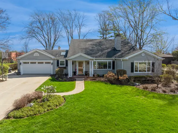 819 S Beverly Lane, Arlington Heights, IL 60005