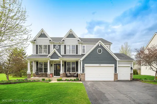 1286 Dorr Drive, Sugar Grove, IL 60554