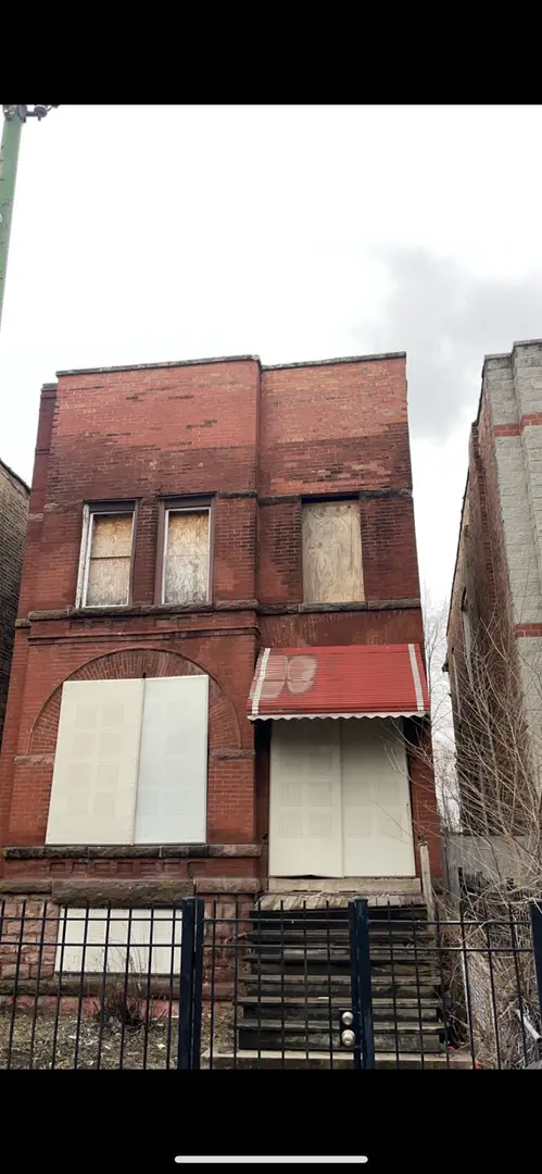 334 N Avers Avenue, Chicago, IL 60624