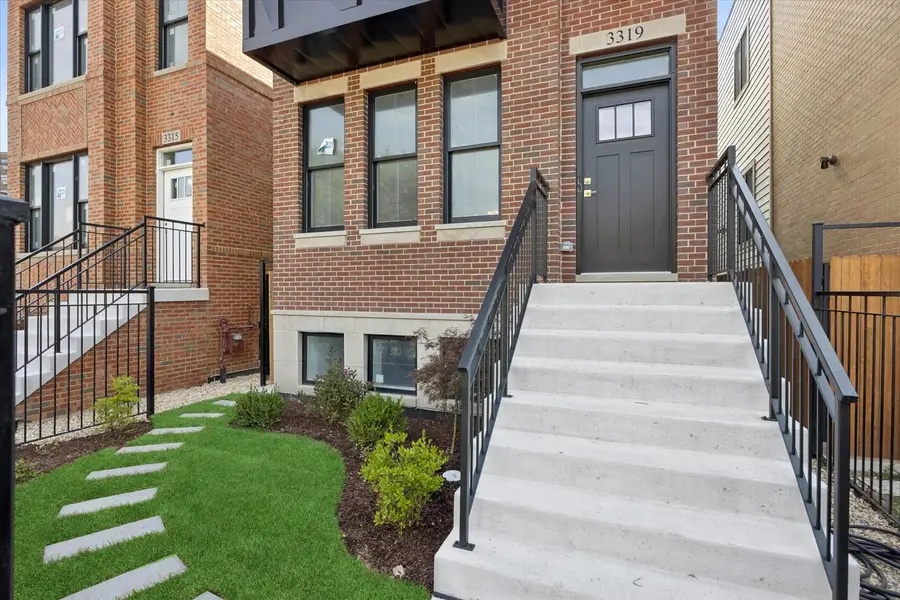 3319 S Prairie Avenue, Chicago, IL 60616 - #2