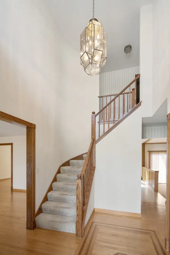 1274 Biscayne Drive, Elk Grove Village, IL 60007 - #3