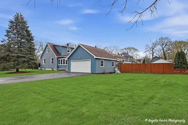 937 Wicker Street, Woodstock, IL 60098