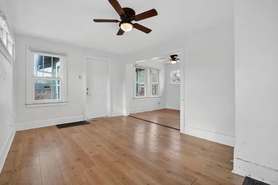 1126 Ashland Avenue, Rockford, IL 61101 - #2