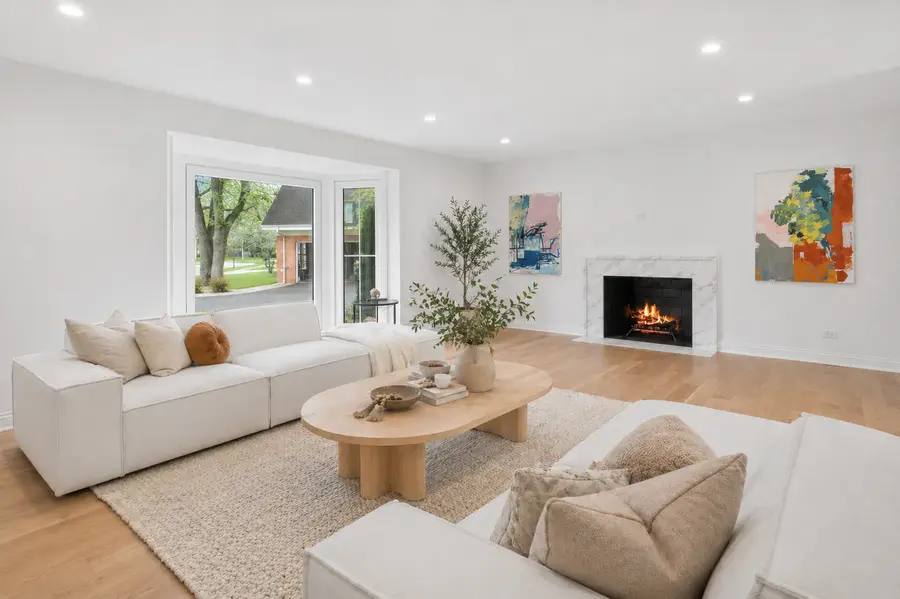 3031 Indianwood Road, Wilmette, IL 60091 - #3