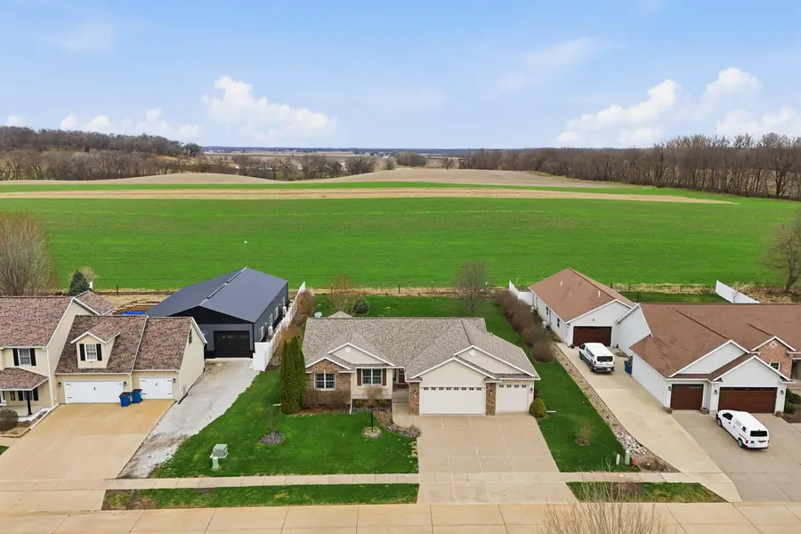 617 N 6th Street Circle, Princeton, IA 52768 - #2