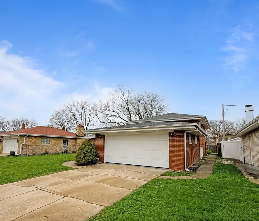 1118 E 169th Street, South Holland, IL 60473 - #2